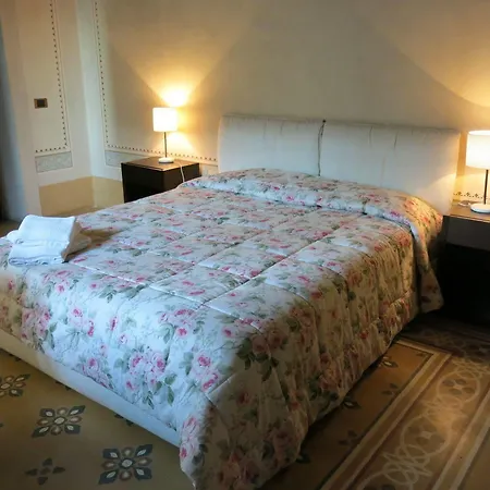 Villamorosa Guest house 3*