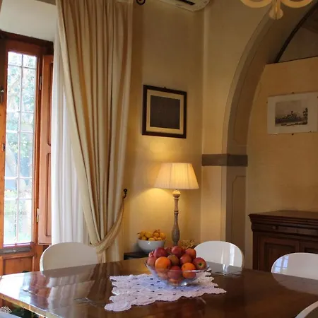Villamorosa Guest house Calci