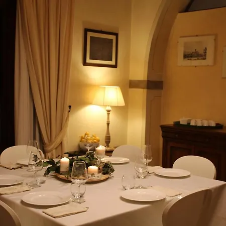 Villamorosa Guest house 3*